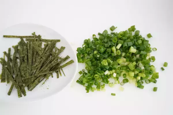 「【肉なしでも大満足！】フジッコの「おまめさん」で爆速卵とじ丼作ってみた♪煮汁が甘辛でコスパ最強♡」の画像