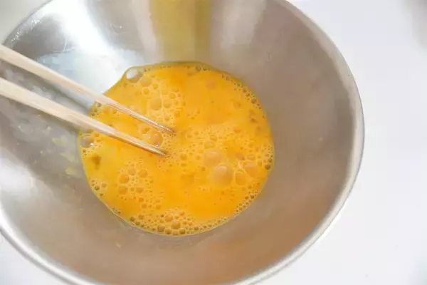 「【肉なしでも大満足！】フジッコの「おまめさん」で爆速卵とじ丼作ってみた♪煮汁が甘辛でコスパ最強♡」の画像