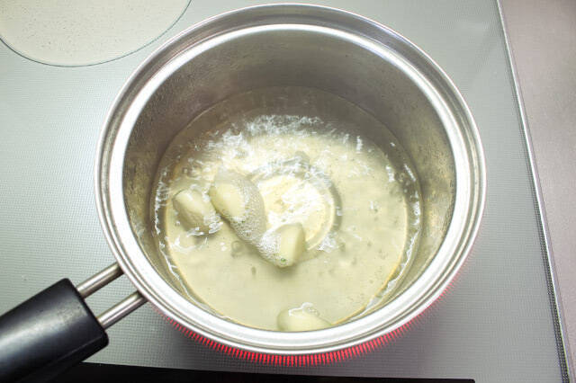 【にんにくinみそ汁】粒のまま放り込め！「丸ごとニンニクの豆乳みそ汁」作ってみた！お、味噌ラーメン風!?