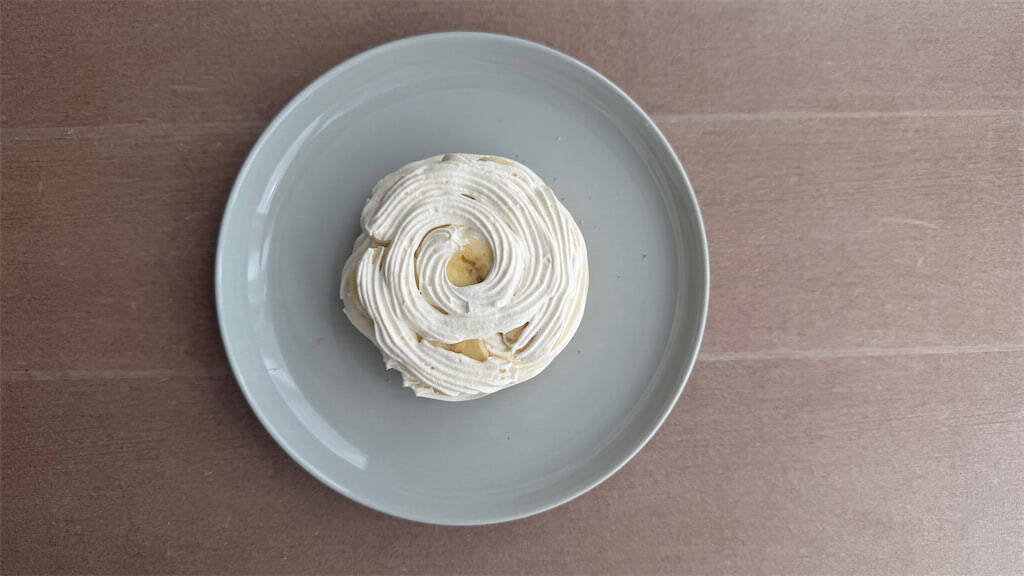 【センスも技術も不要】フライパンで焼く「米粉のネイキッドケーキ」でクリスマスを楽しも♡【元パティシエ直伝】