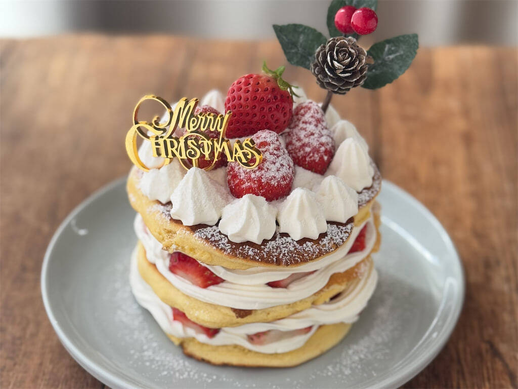 【センスも技術も不要】フライパンで焼く「米粉のネイキッドケーキ」でクリスマスを楽しも♡【元パティシエ直伝】