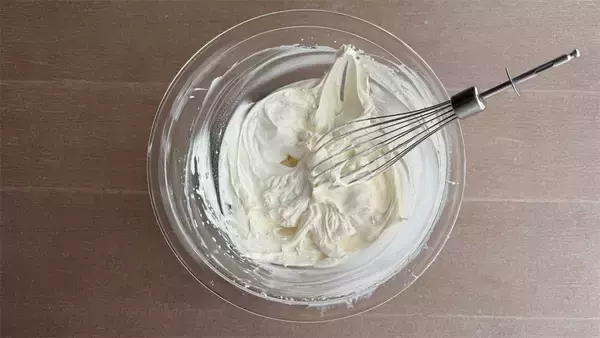 「【センスも技術も不要】フライパンで焼く「米粉のネイキッドケーキ」でクリスマスを楽しも♡【元パティシエ直伝】」の画像