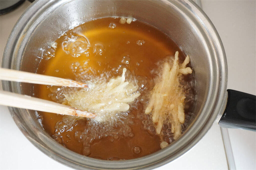 【新しょうがが主役】大人がハマる「新しょうがのかき揚げ」作ってみた！サクッとツーンな爽快感♪【農家直伝】