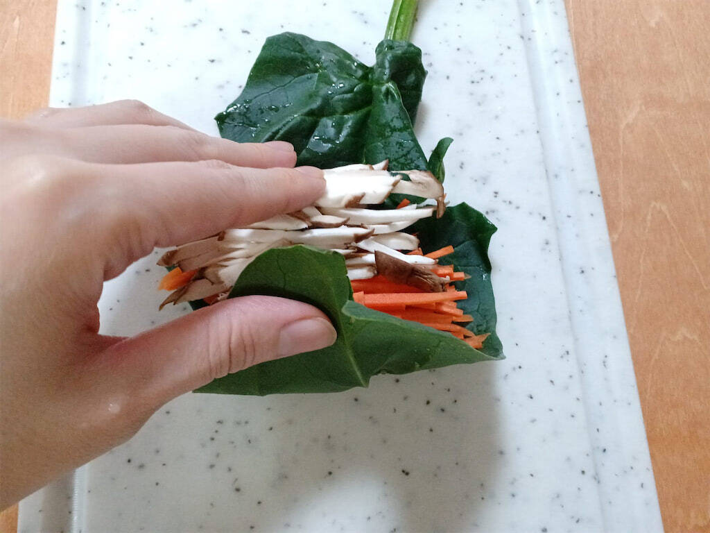 【新世紀ゆでたまご】生卵を詰めて煮る「油揚げの袋煮」作ってみた！だし汁シミシミ大優勝♪【農家直伝】