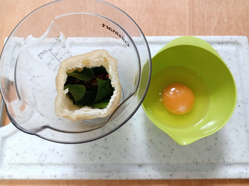 【新世紀ゆでたまご】生卵を詰めて煮る「油揚げの袋煮」作ってみた！だし汁シミシミ大優勝♪【農家直伝】