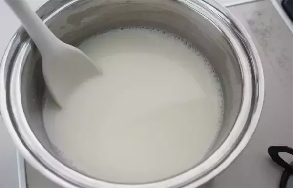 「【市販の煮豆ですぐ作れる】ミルキーでリッチな「豆入りミルクかん」作ってみた！ヘルシーさも◎【農家直伝】」の画像