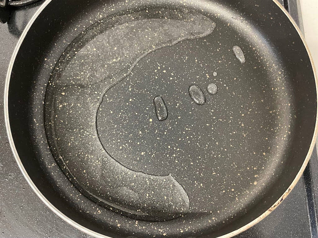 やみつき確定！ご飯がススム〜「半熟卵のピリ辛キムチ漬け」作ってみた！【ゆで卵アレンジ】