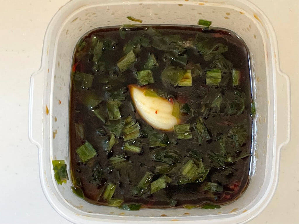 やみつき確定！ご飯がススム〜「半熟卵のピリ辛キムチ漬け」作ってみた！【ゆで卵アレンジ】