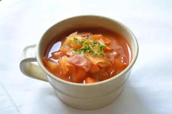 「【プロ級の味が爆速完成】1本で味キマる「洋食おまかせ」で本格ハッシュドビーフ＆ミネストローネ作ってみた！」の画像