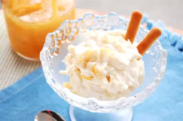 【水切りだけで濃厚チーズケーキ風】作りおきの自家製「柑橘のさっと煮」で「ヨーグルトケーキ」作ってみた！