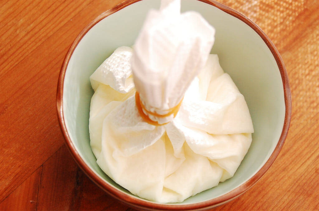 【水切りだけで濃厚チーズケーキ風】作りおきの自家製「柑橘のさっと煮」で「ヨーグルトケーキ」作ってみた！