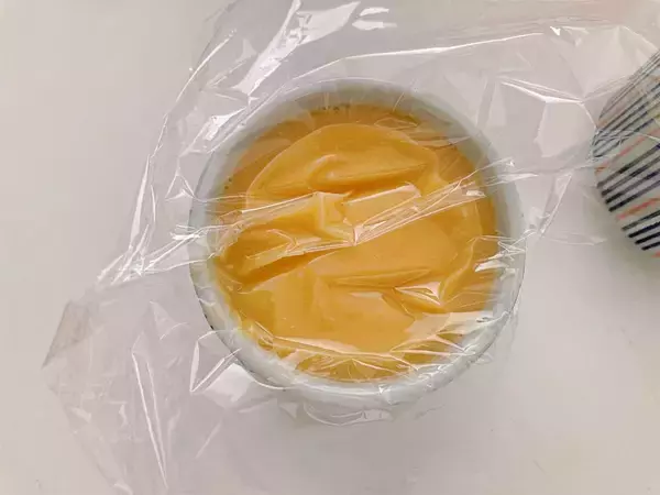 「【安価なちくわで茶碗蒸し作ろう】蒸し器不要で驚きのぷるぷる♡ちくわの旨味とチーズのコクが堪らん♪」の画像