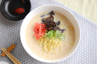 【リュウジの発明】豚骨スープを使わず…あの調味料×豆乳で「九州塩とんこつ風ラーメン」作ってみた！