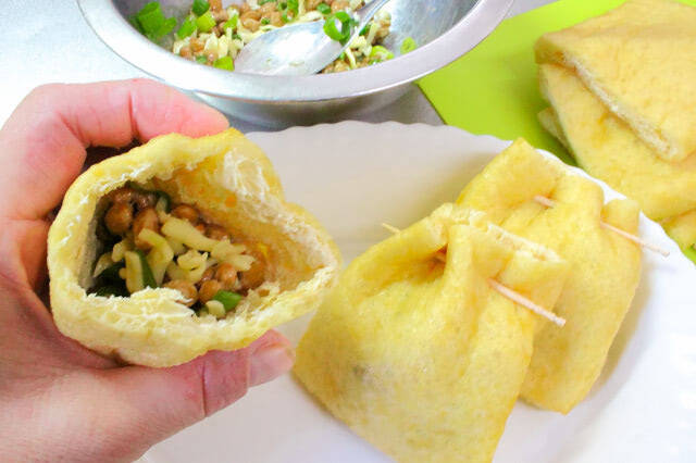 【納豆の最強アレンジ】チーズと一緒に油揚げに詰める!?「油揚げの納豆チーズきんちゃく」作ってみた！激ウマ!!