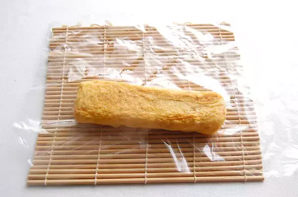 「シンプルにめっちゃ美味しいヤツ！「厚焼き玉子巻き寿司」に挑戦♪お花見や行楽にも！」の画像