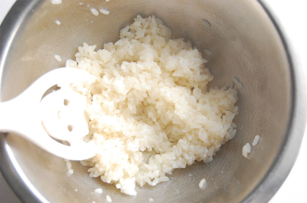 シンプルにめっちゃ美味しいヤツ！「厚焼き玉子巻き寿司」に挑戦♪お花見や行楽にも！