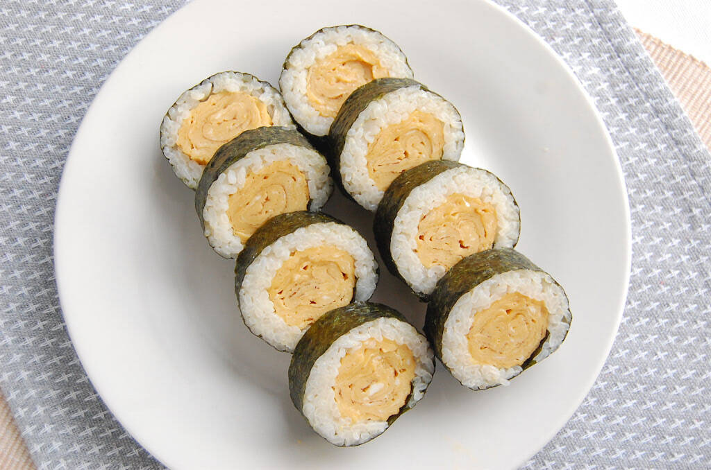 シンプルにめっちゃ美味しいヤツ！「厚焼き玉子巻き寿司」に挑戦♪お花見や行楽にも！