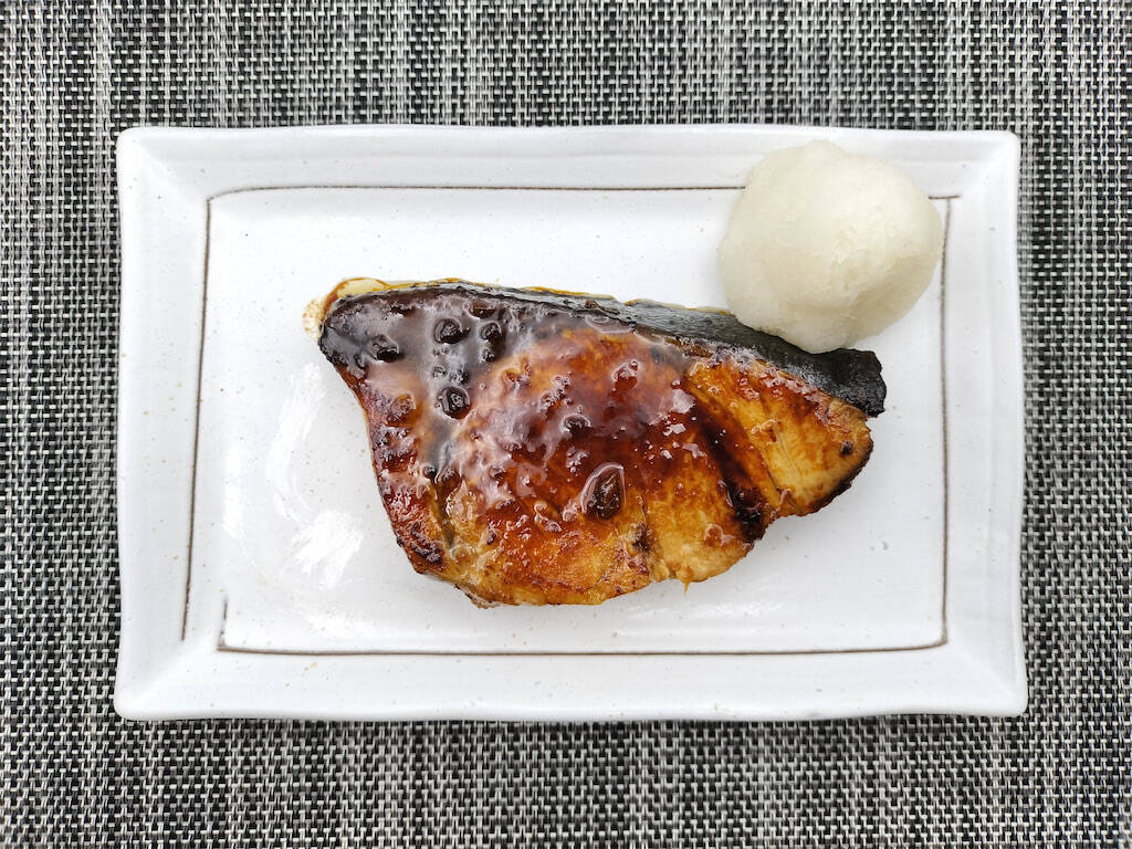 【伝説の料理人ふーみんママの魚料理】え、ただの焼いたぶり!?中華だからオイスターソース焼きなのよ♡