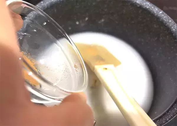 「【葛根湯を手作り!?】寒気するので「漢方薬風ドリンク」作ってみた！くず粉にしょうが、シナモンでポカポカ♡」の画像