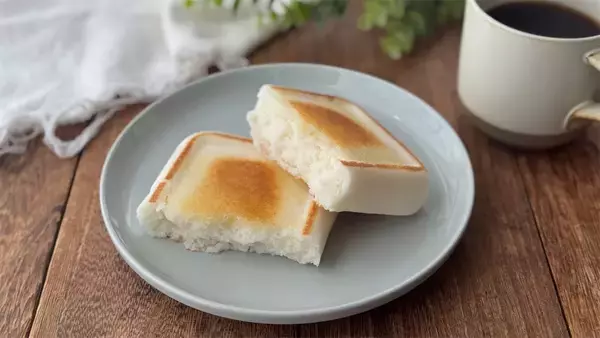 「【10分で米粉パン完成】レンジで「米粉の食パントースト風」ができる！サクもち神食感♡【元パティシエ直伝】」の画像