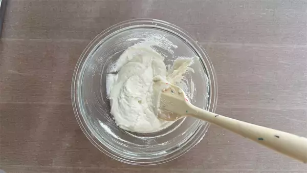 「【10分で米粉パン完成】レンジで「米粉の食パントースト風」ができる！サクもち神食感♡【元パティシエ直伝】」の画像