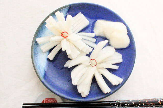 【ハレの漬物】格子切りだけ♪簡単スピーディで華やかな「菊花かぶ」に挑戦！食卓にかぶの花が咲いた♡
