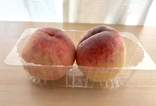 「【パリ5区レストランのシェフ発】コンポートより簡単♪塩味と甘味のクリーム2種で「桃のキャラメリゼ」作ろう」の画像