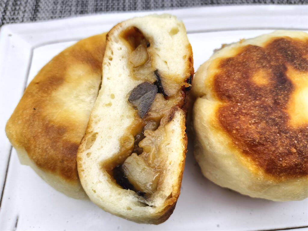 【絶品！郷土メシ】長野県の超メジャー郷土料理「おやき」作ってみた！思い出のなすみそ味再現なるか!?