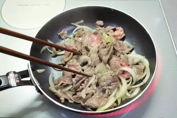 「【巻きす不要のり巻き】韓国のヤミツキ巻き寿司「キンパ」作ってみた！たっぷりプルコギは焼肉のたれでOK♪」の画像