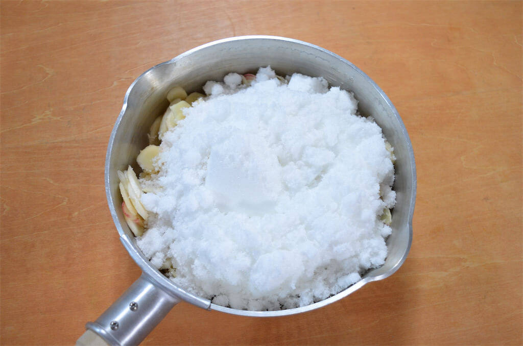 【新しょうがの一石二鳥レシピ】煮詰めたシロップで「ジンジャーエール」作ってみた♪「佃煮」にしてご飯も堪能♡