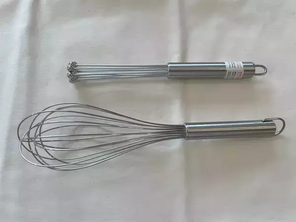 「ダイソー「8本スティックの泡立て器」が菜箸と泡立て器のいいとこどり＆洗いやすくてコンパクト収納な件」の画像