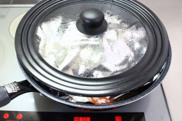 【巻かないロールキャベツ】フライパンで重ねて煮るだけ！トマトジュースで洋食屋さんの味になった話