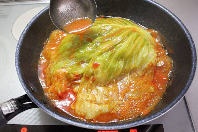 【巻かないロールキャベツ】フライパンで重ねて煮るだけ！トマトジュースで洋食屋さんの味になった話