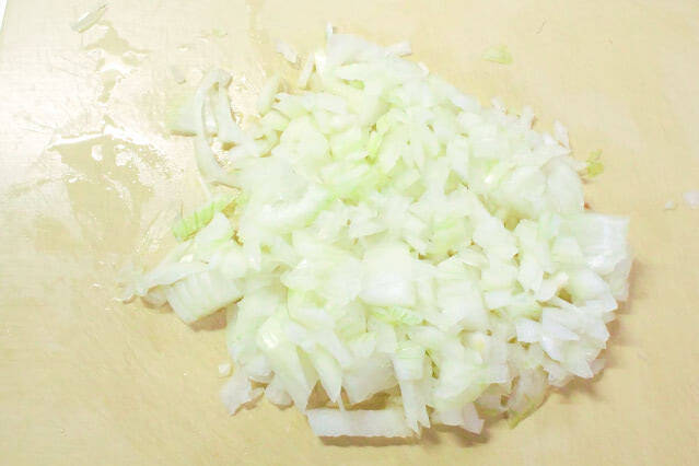 【巻かないロールキャベツ】フライパンで重ねて煮るだけ！トマトジュースで洋食屋さんの味になった話