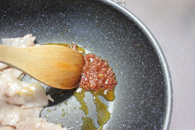 【春キャベツの火入れ】炒めすぎないのがコツ♪おうちの「回鍋肉」は“弱火で軽く”パリッと食感を目指す