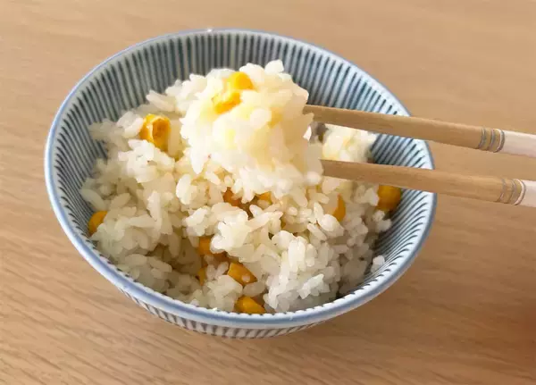「【11月11日は「チーズの日」】６Ｐチーズを丸ごとドボンする「バタコご飯」作ってみた♪ご飯にトロッとなじむ～♡」の画像