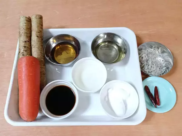 「【農家直伝】いつものきんぴらに「じゃこ」を足したら…おいしさ突き抜けた！2種の油使いが決め手なの♪」の画像