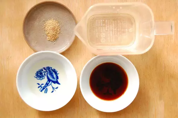 「【節約レシピ】材料は玉ねぎとちくわだけ♡節約なのに映えるってうれしすぎィ!!「ちくわのオニオンリング天ぷら」に挑戦♪」の画像