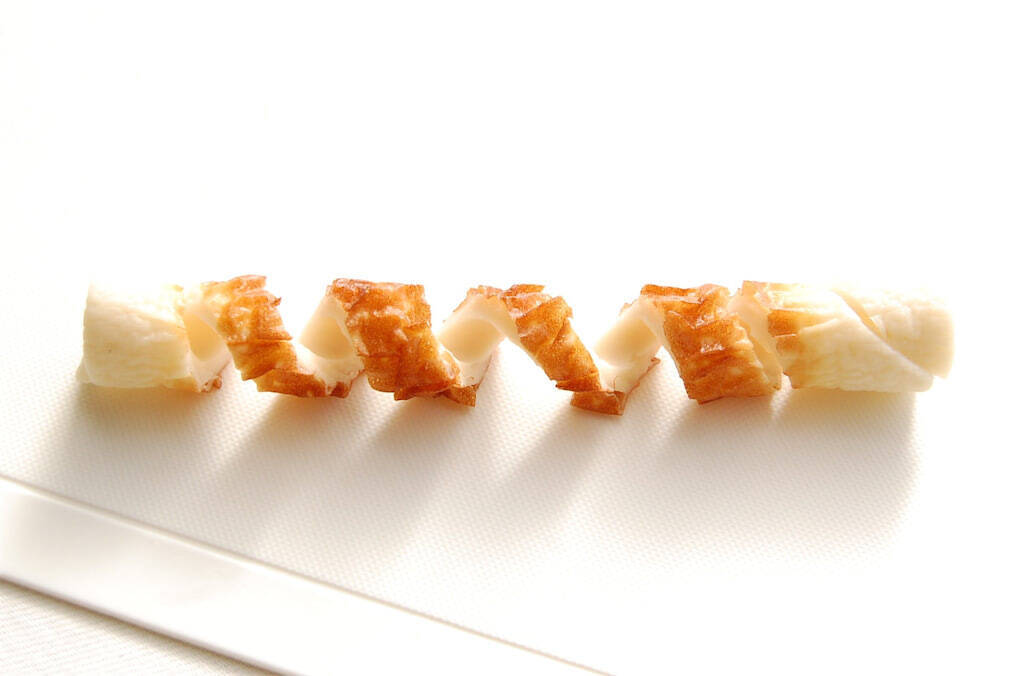 【節約レシピ】材料は玉ねぎとちくわだけ♡節約なのに映えるってうれしすぎィ!!「ちくわのオニオンリング天ぷら」に挑戦♪