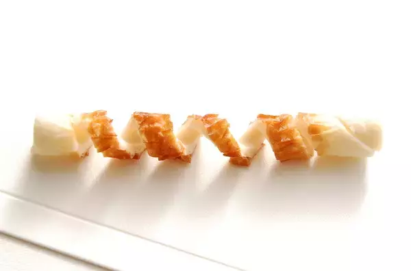 「【節約レシピ】材料は玉ねぎとちくわだけ♡節約なのに映えるってうれしすぎィ!!「ちくわのオニオンリング天ぷら」に挑戦♪」の画像