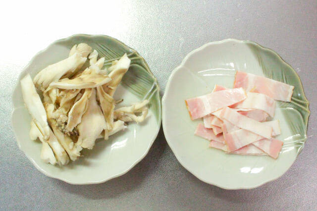 【旬のきのこを贅沢に4種も使えば…】絶対旨いやん♡素材のピュアな味わい「きのこのポタージュ」作ろう