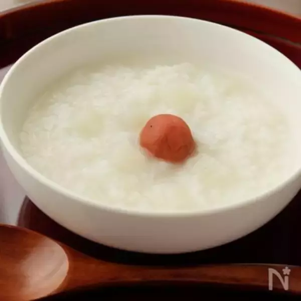 「【風邪引きはじめにはコレ】のど痛…発熱…よし「大根と梅干しのお粥」作ろう！サイコロ大根がトロンと優しい♪」の画像