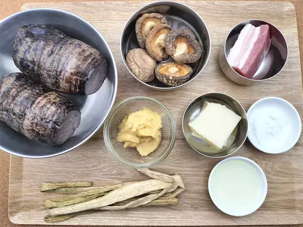 「【絶品！郷土メシ】沖縄の謎料理「ドゥルワカシー」作ってみた！見た目「泥」なのにウマすぎるんだが…」の画像