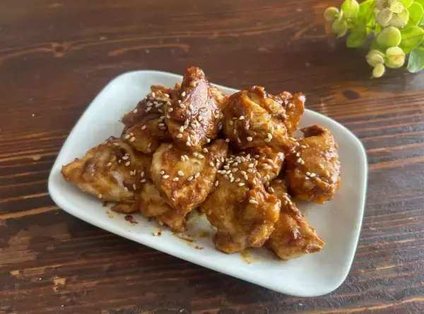 「【鶏むね肉もうパサつかない】砂糖水に1時間漬けるだけ!?驚くほどソフト＆ジューシーに♡【冷めてもフワッフワ】」の画像