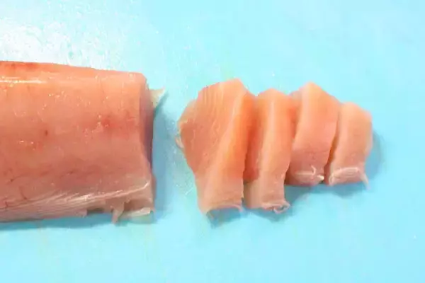 「【初心者でも刺身マスターに】基本の切り方・盛りつけ方を学んで「刺身盛り合わせ」に挑戦！大事なのは高低差!?」の画像