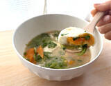 「【グレードアップ版みそ汁】キャベツと卵を入れる「粕汁」作ってみた！暑いくらいにあったまるぞ♪」の画像1