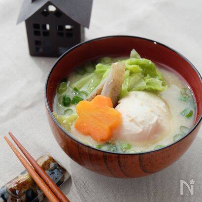 【グレードアップ版みそ汁】キャベツと卵を入れる「粕汁」作ってみた！暑いくらいにあったまるぞ♪