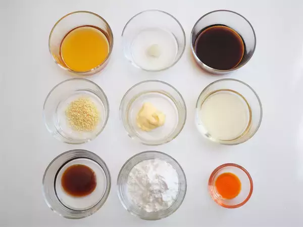 「【餃子、もう包まない！】新玉ねぎの「ドーナツ餃子」を超時短で作ってみた！肉汁はあの粉でキャッチ♡」の画像