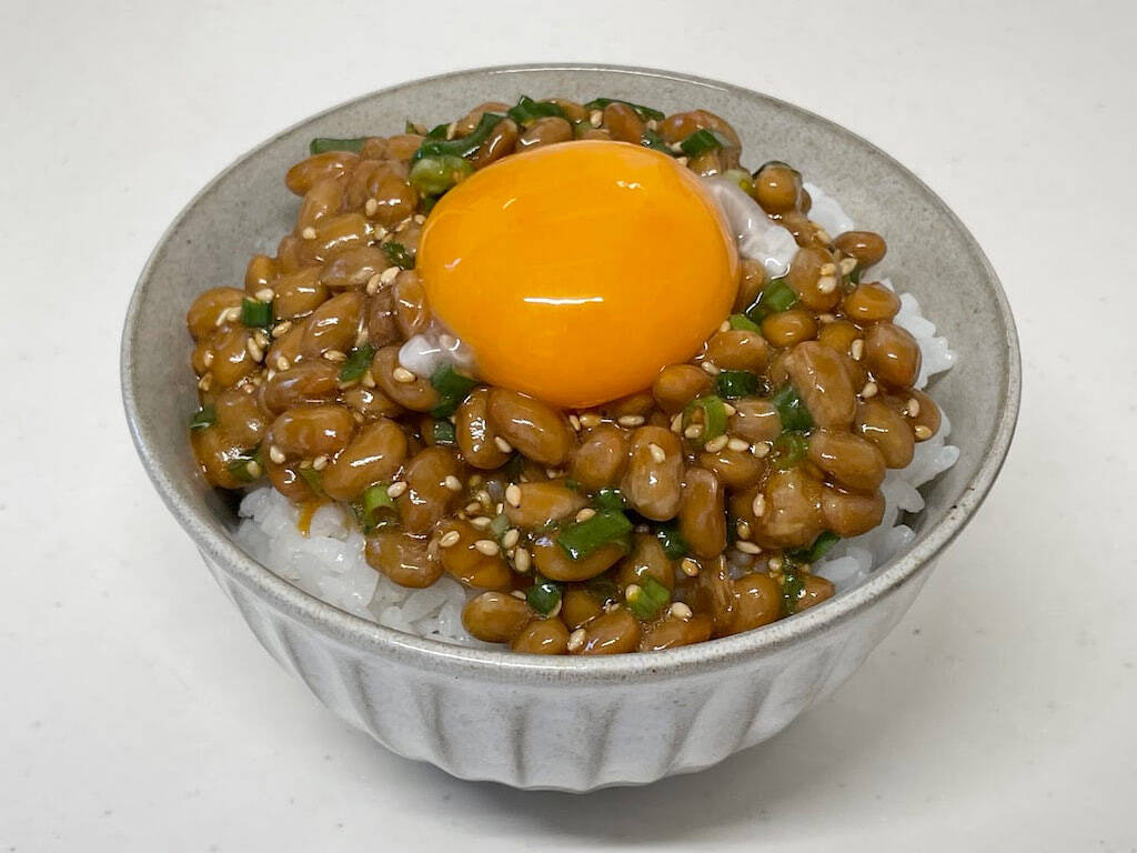 【究極のTKG】納豆メーカーが発明した「卵かけご飯の到達点」だと⁉調味料使いがポイント♪うまうま♡