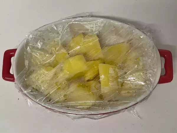 「【卵不使用】でも「本気のじゃがいもカルボナーラ」作ってみた！ベーコンとチーズのうま味がしみしみ～♡」の画像